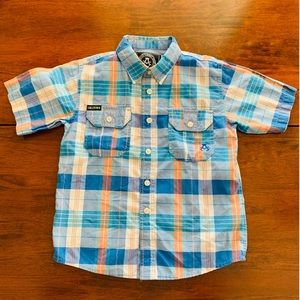 Akademiks Clothing Boy’s Plaid Short Sleeve Button Up Shirt, size 5